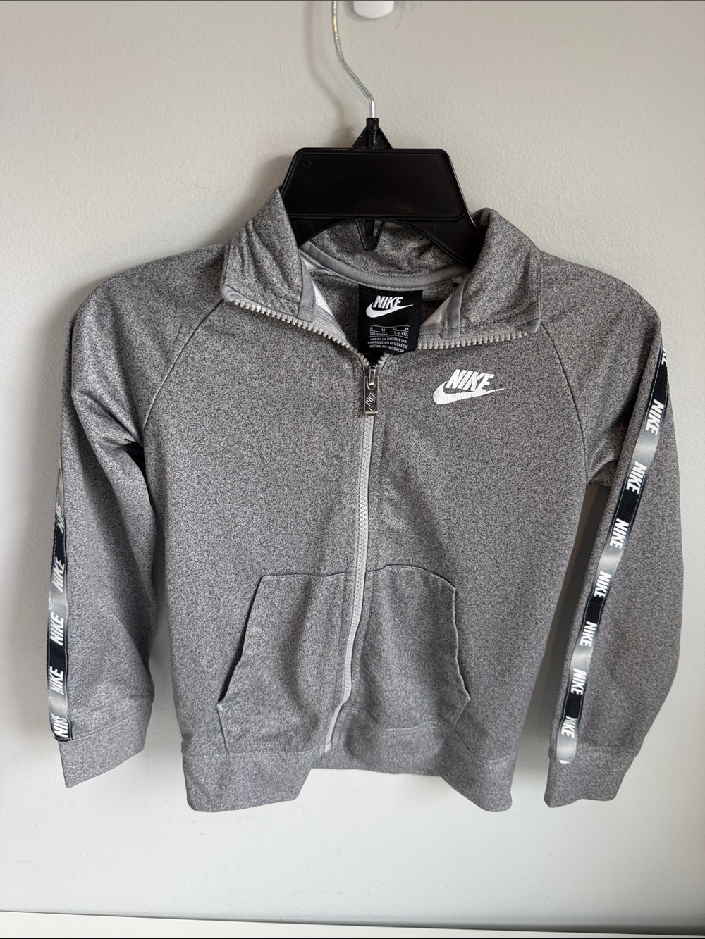 Nike Kids Gray Full-Zip Athletic Jacket with Logo Tape Sleeves